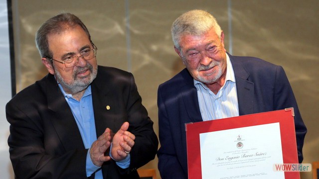 30 Aniversario Diploma reconocimiento a Eugenio Barea