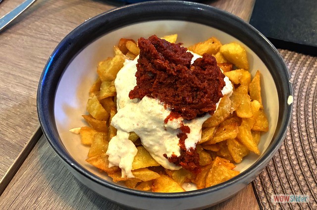 Patatas bravas