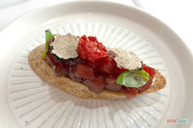 Tosta de at�n y trufa